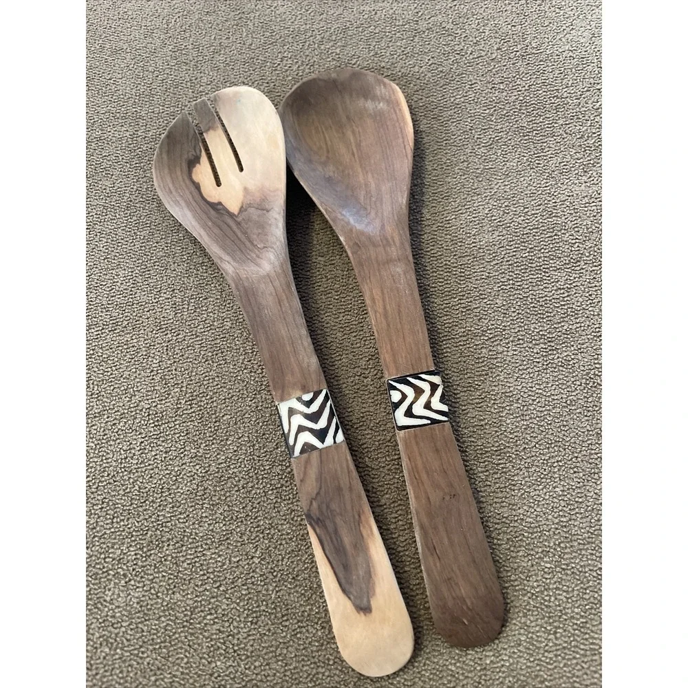 Vintage Hand Carved in Wooden Salad Serving Set Africa (TD)